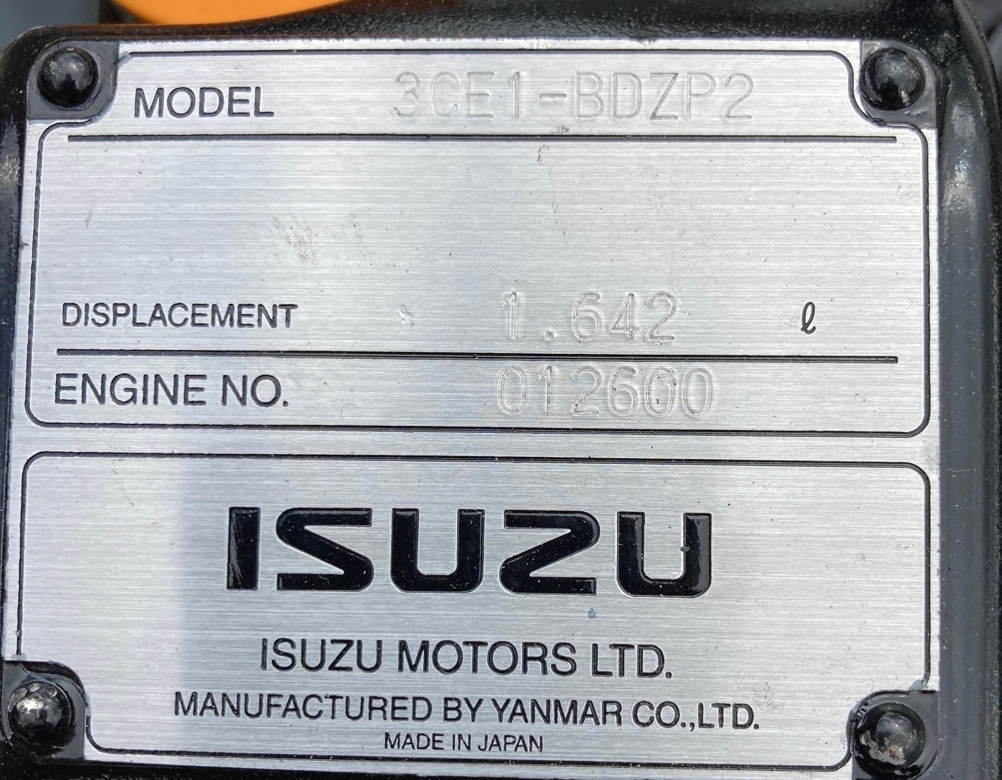 ISUZU 3CE1 / YANMAR 3TNV88 ENGINE FOR SALE WILL REPLACE A ISUZU 3CE1 / YANMAR 3TNV88 ENGINE FOR SALE WILL REPLACE A