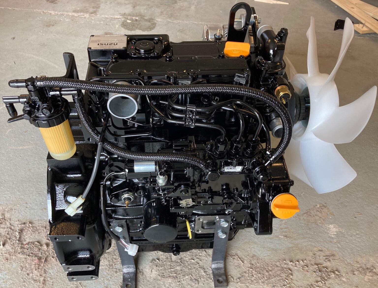 Isuzu 3cb1 / yanmar 3tnv76 engine for sale variable speed suit mini