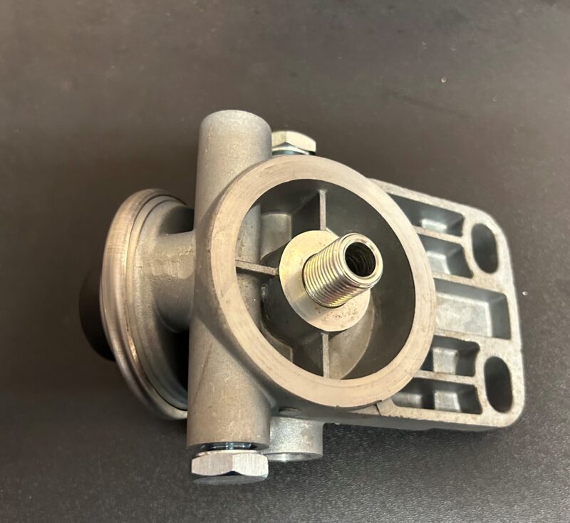 BOSCH FUEL FILTER HEAD FOR SPIN ON FILTERS C/W HAND PRIMER TOP 1/2 UNF