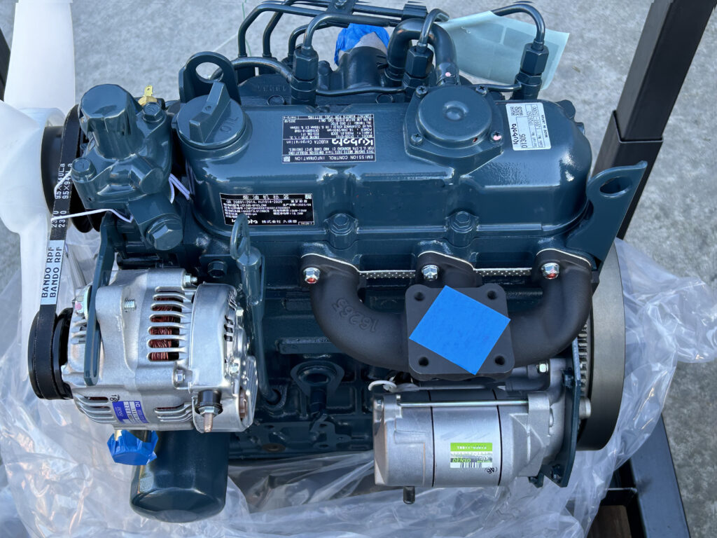 D1305 Radiator KUBOTA D1305 NEW ENGINE FOR SALE D1305-E4B-EU-X4 | RD Diesels